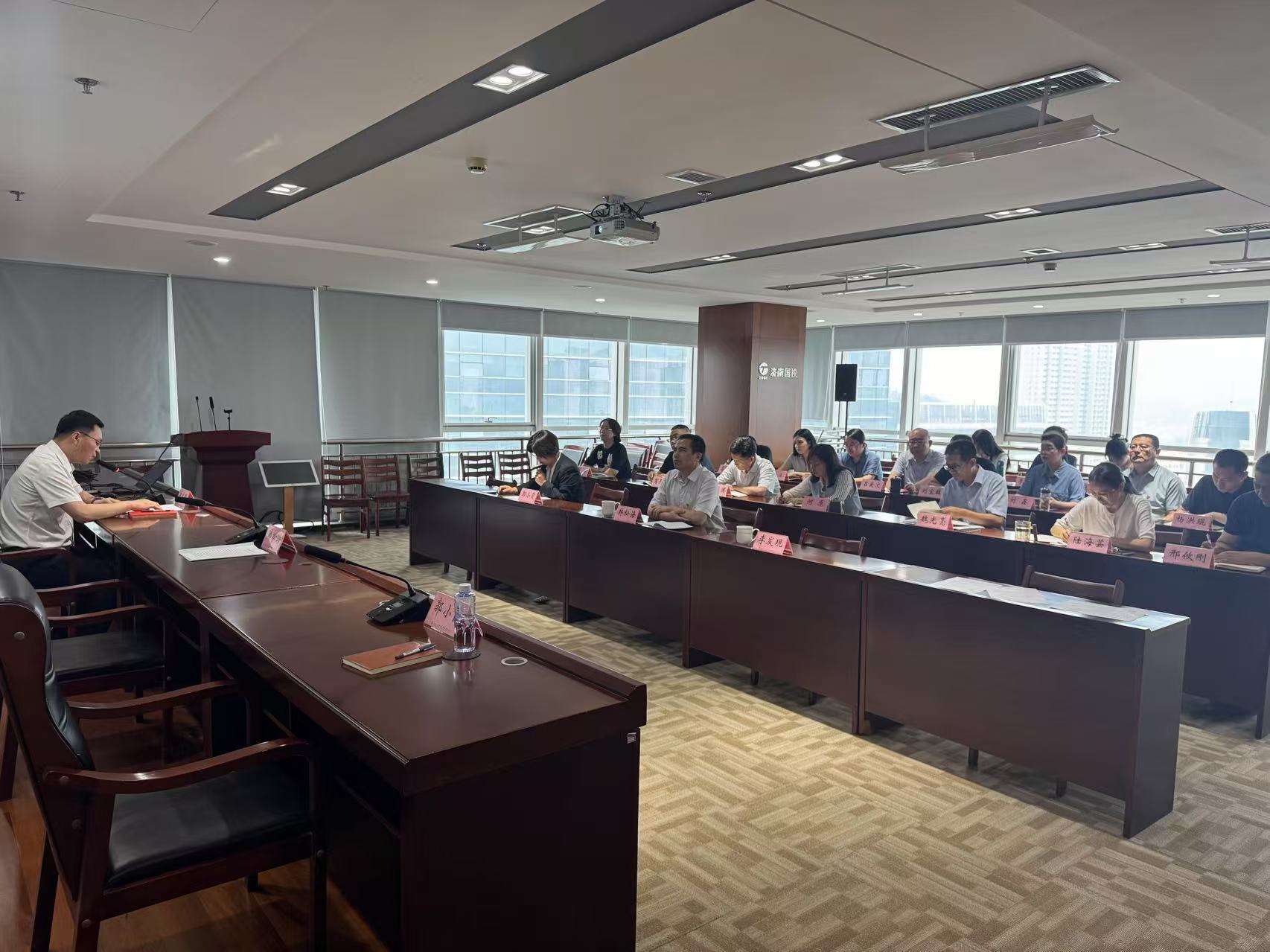 2f5417c1384ed6f0447cf79c8fa5bc92